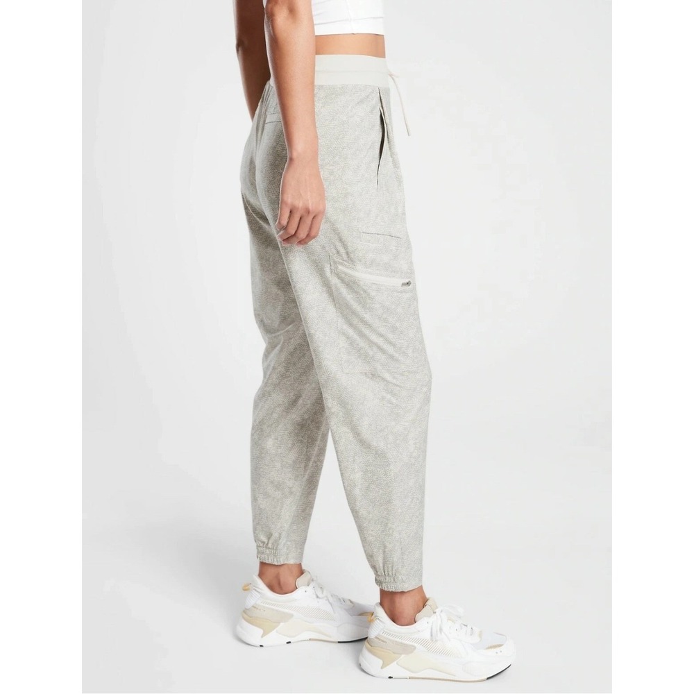 Athleta Venture Printed Pant Jogger Cargo Beige Textured Size 12 - Picture 5 of 16